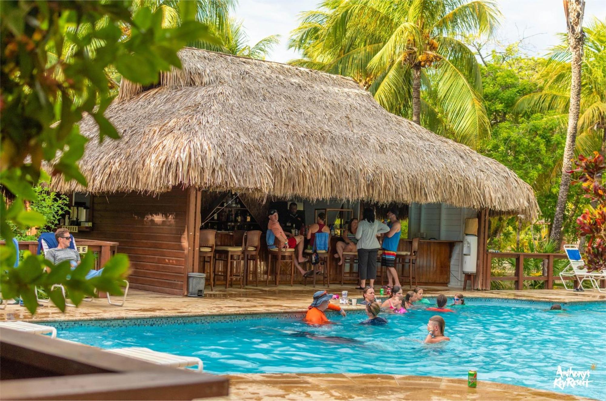 Anthony'S Key Resort Sandy Bay Exteriör bild