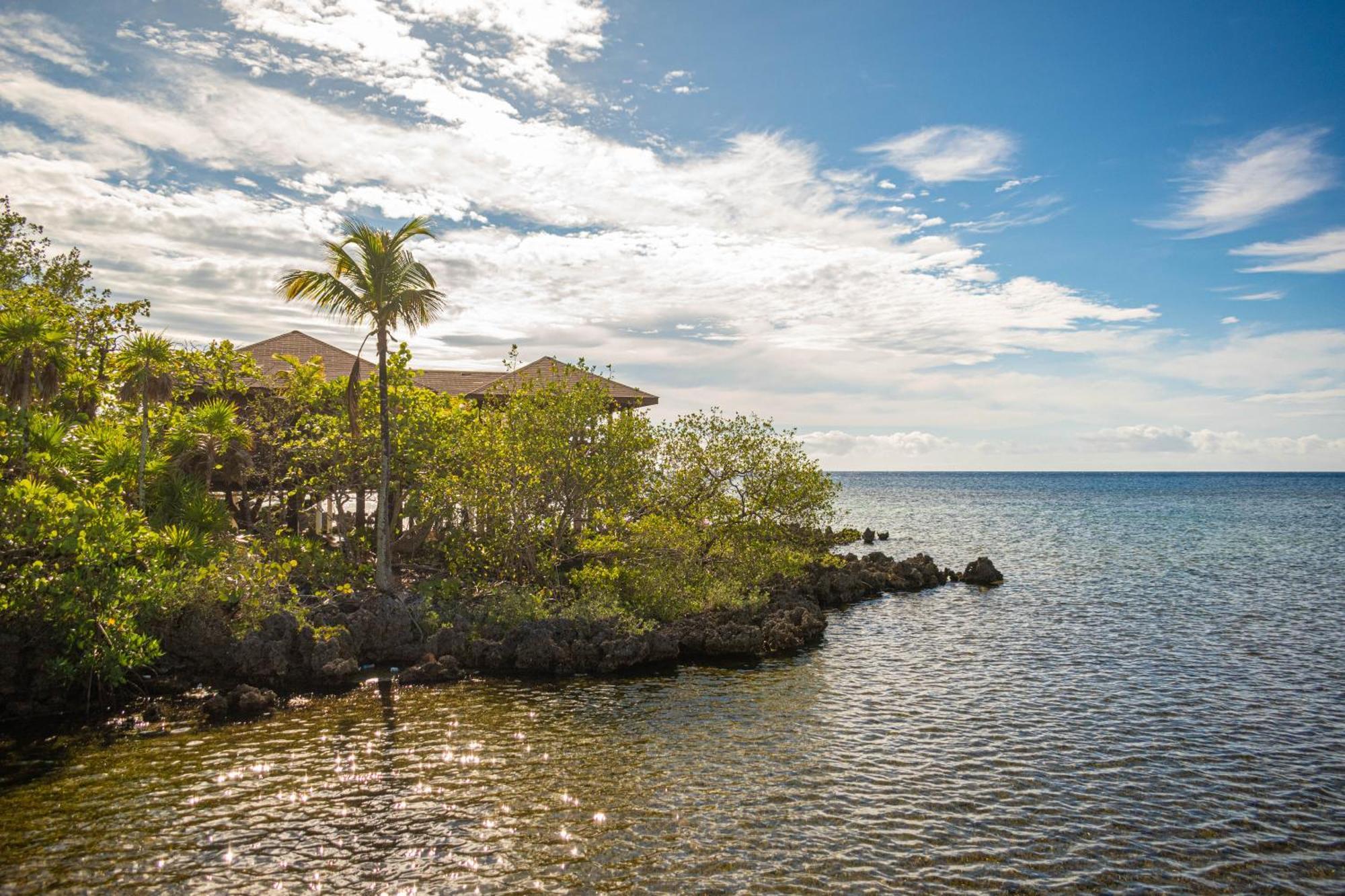 Anthony'S Key Resort Sandy Bay Exteriör bild
